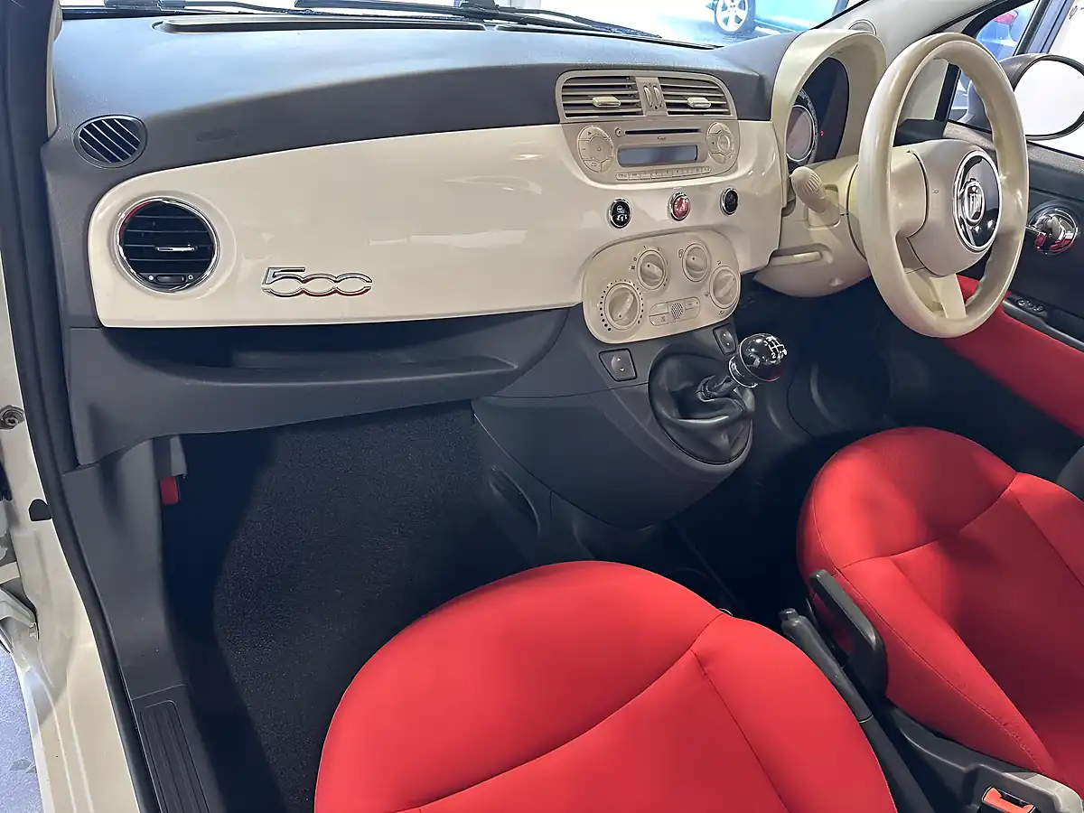 Used 2013 Fiat 500 Pop White - Interior and Exterior details 10
