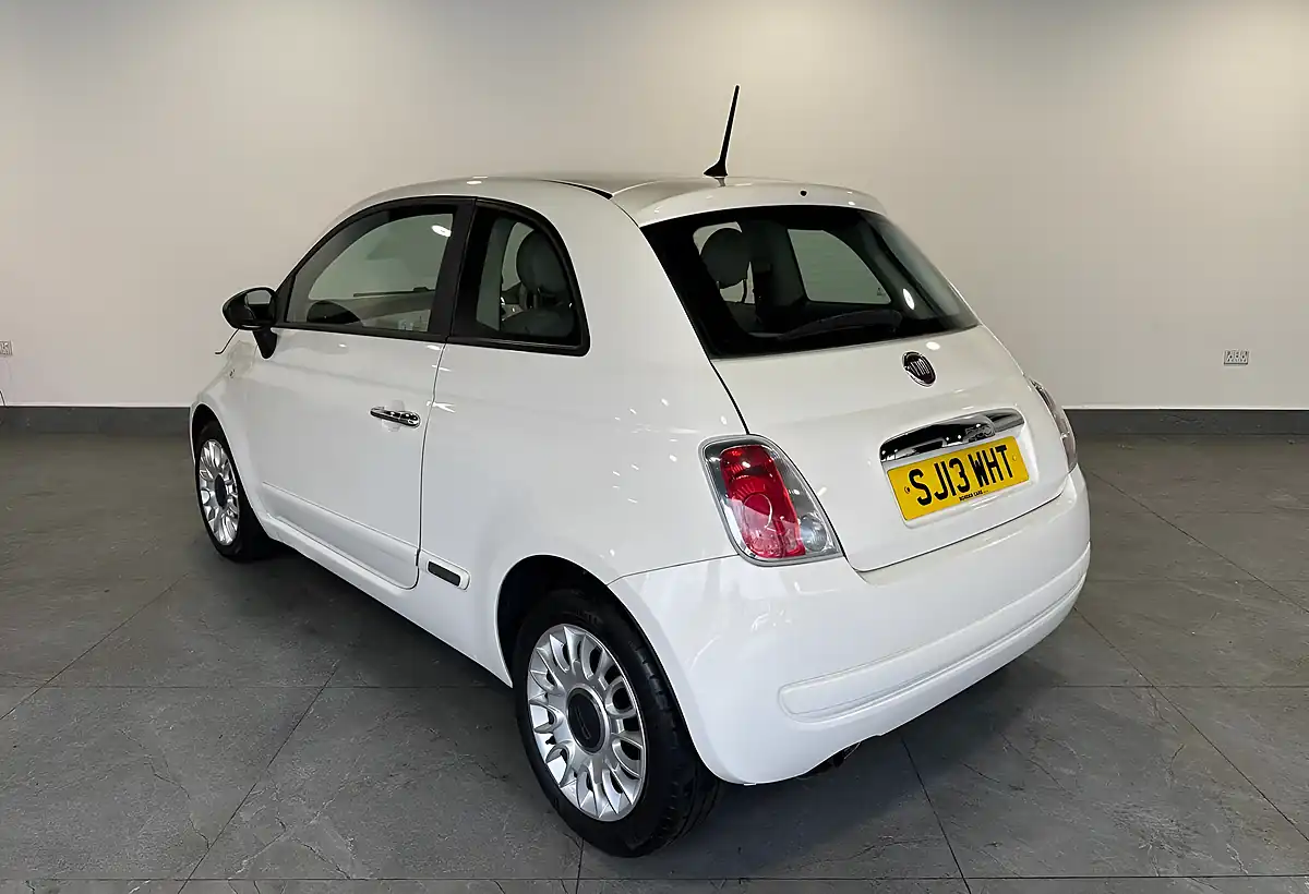 Used 2013 Fiat 500 Pop White - Interior and Exterior details 5