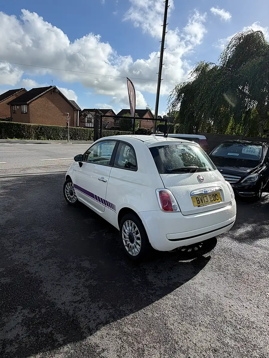 Used 2013 Fiat 500 Pop White - Interior and Exterior details 5