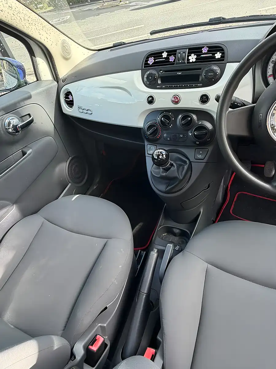 Used 2013 Fiat 500 Pop White - Interior and Exterior details 8