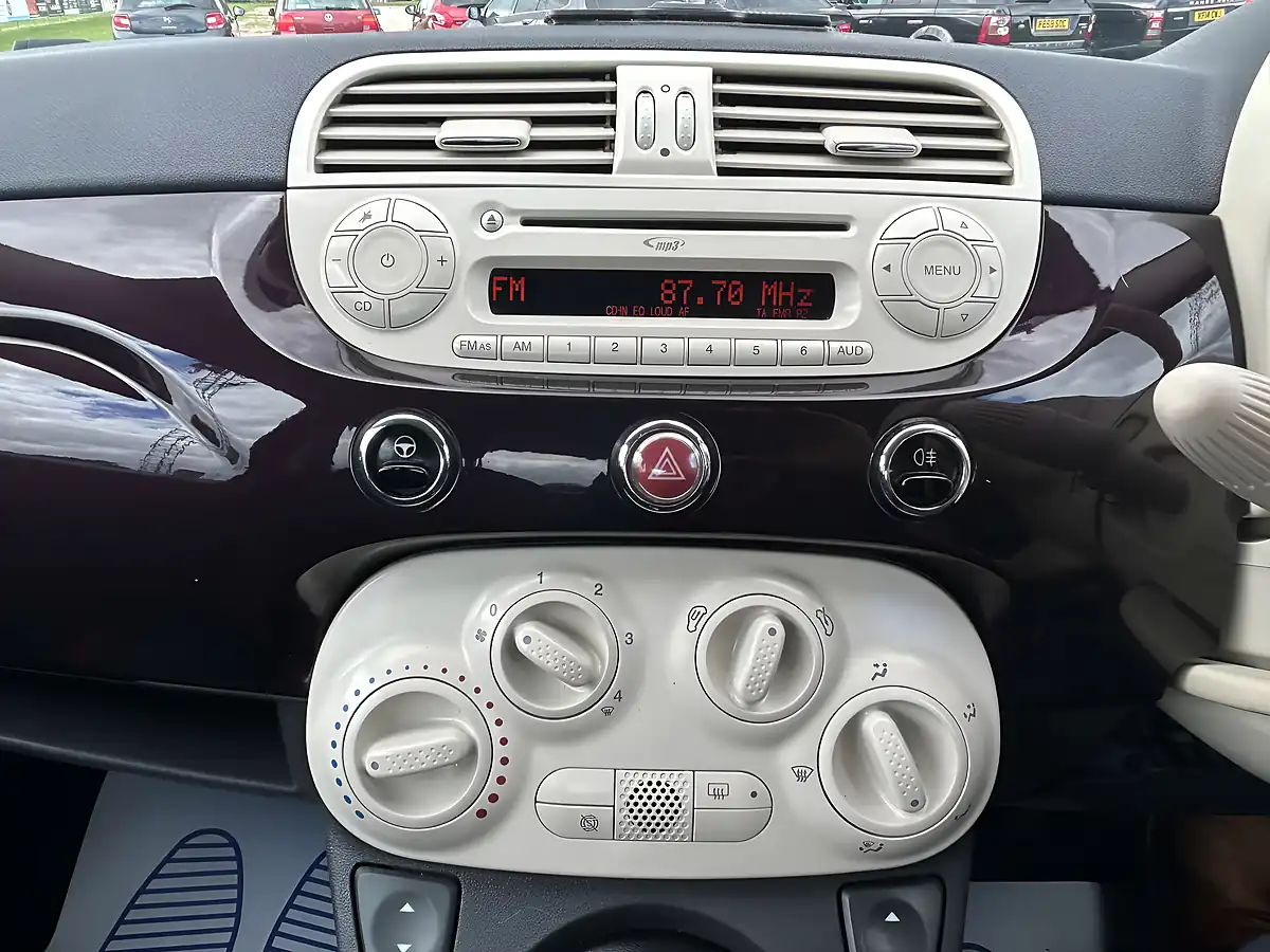 Used 2013 Fiat 500 Popular Purple - Interior and Exterior details 19