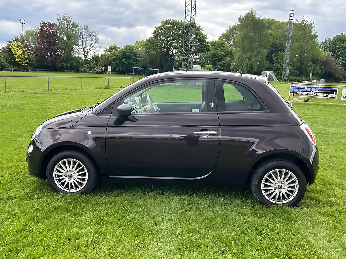 Used 2013 Fiat 500 Popular Purple - Interior and Exterior details 8