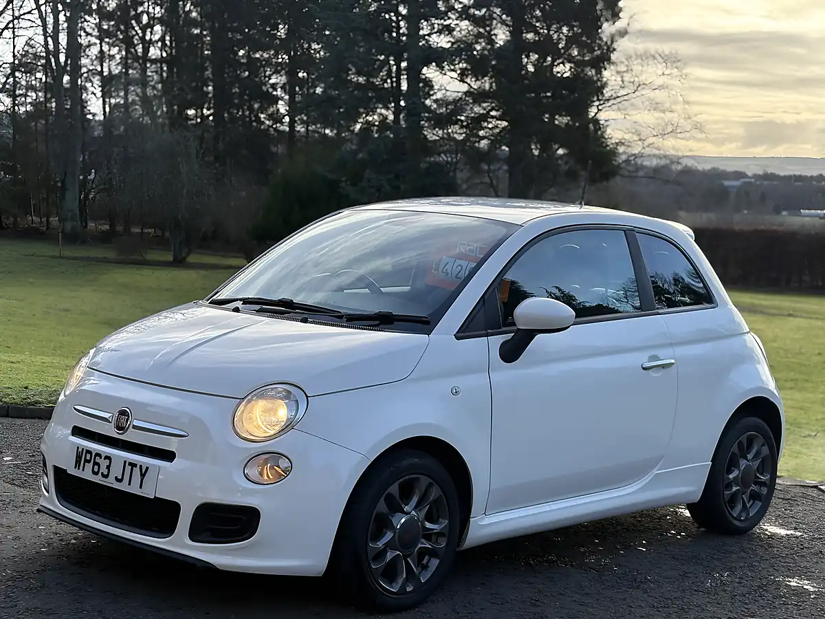 Used 2013 Fiat 500 S White - Interior and Exterior details 10
