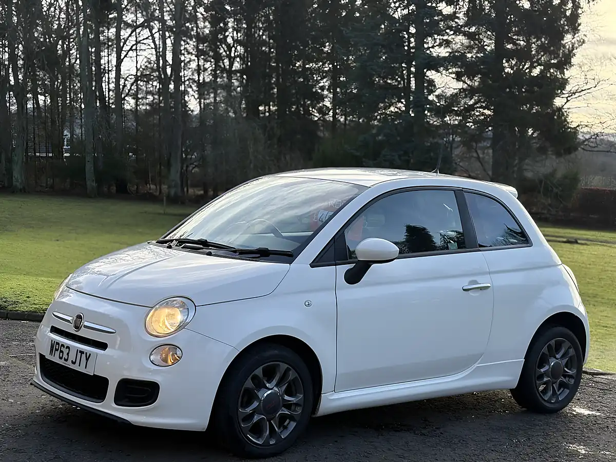 Used 2013 Fiat 500 S White - Interior and Exterior details 11