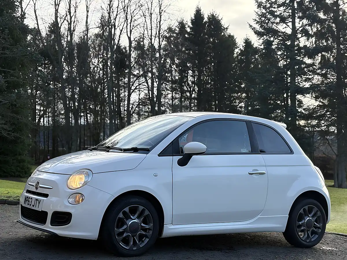 Used 2013 Fiat 500 S White - Interior and Exterior details 12