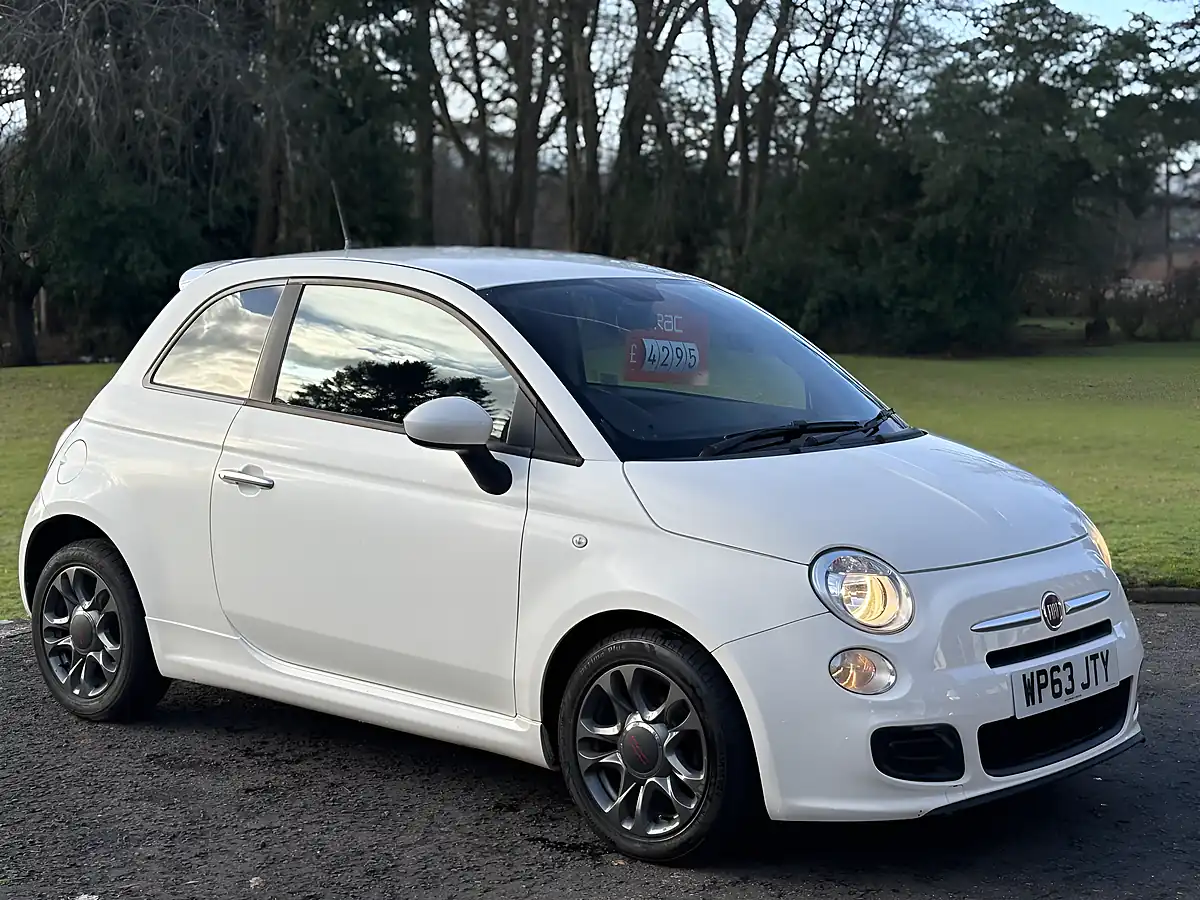 Used 2013 Fiat 500 S White - Interior and Exterior details 4
