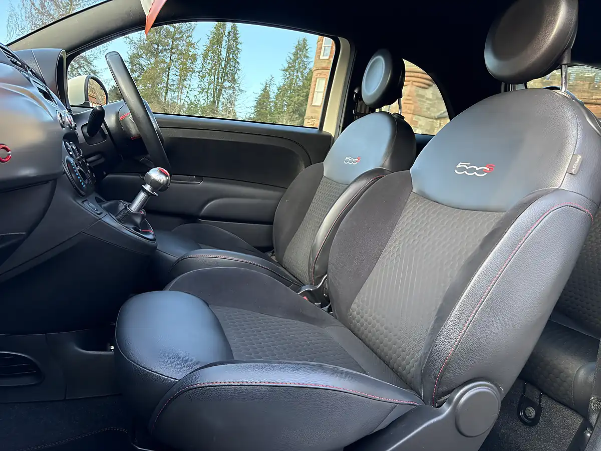 Used 2013 Fiat 500 S White - Interior and Exterior details 9