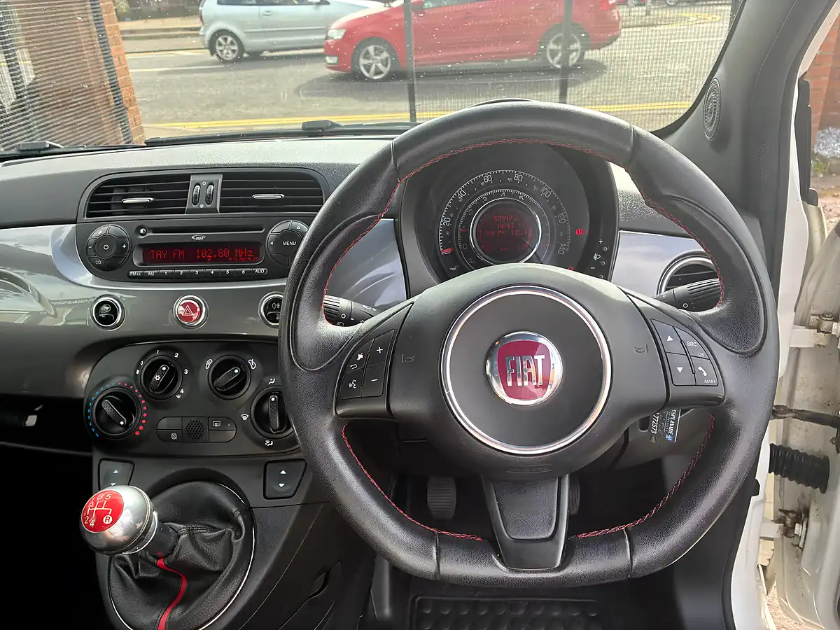 Used 2013 Fiat 500 S White - Interior and Exterior details 16