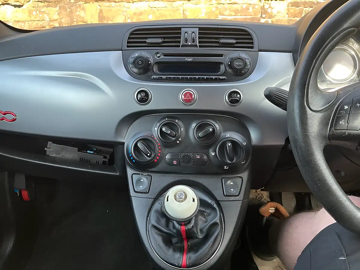 Used 2013 Fiat 500 S White - Interior and Exterior details 14