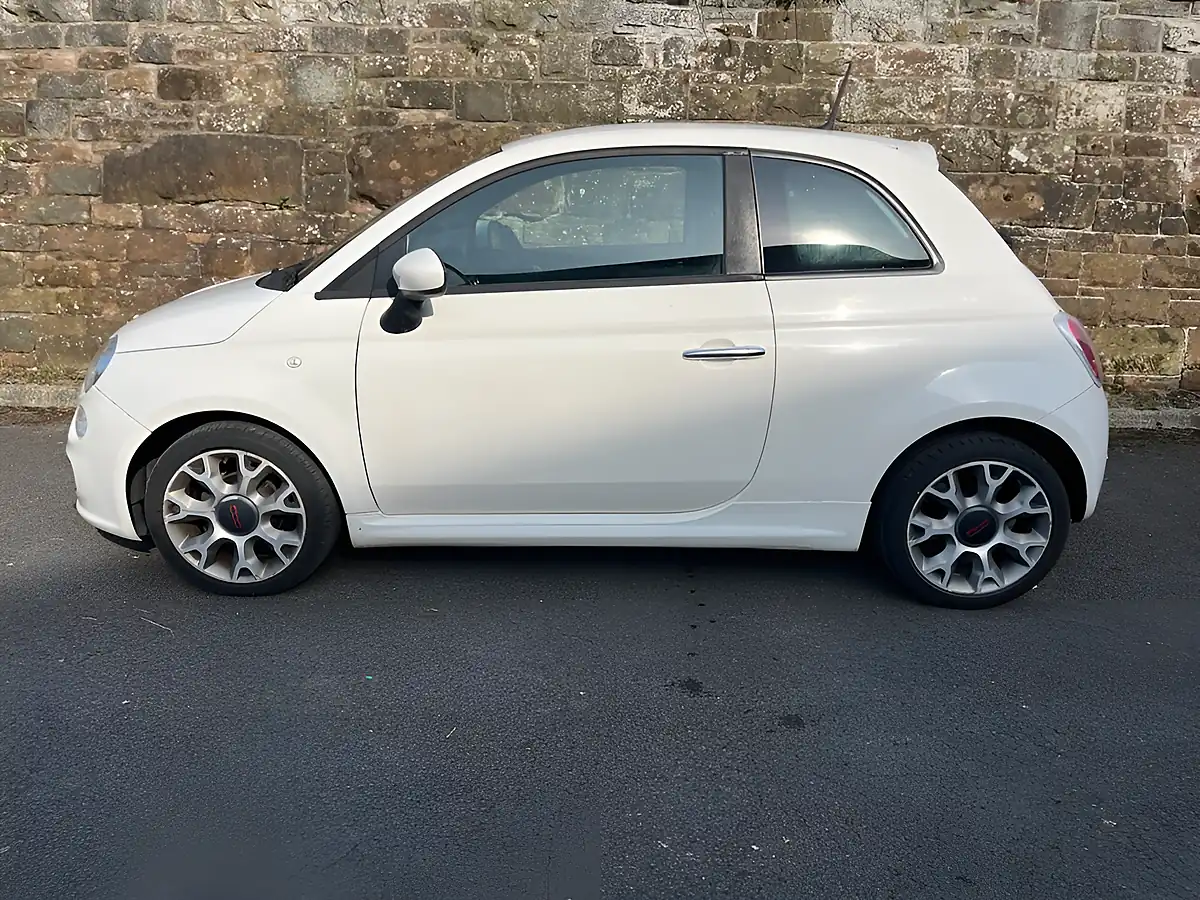Used 2013 Fiat 500 S White - Interior and Exterior details 4