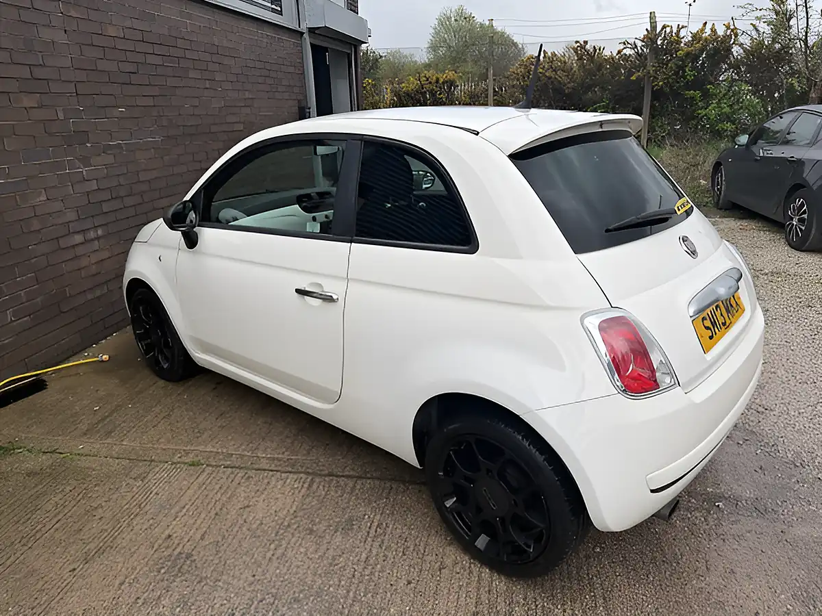 Used 2013 Fiat 500 Street White - Interior and Exterior details 11