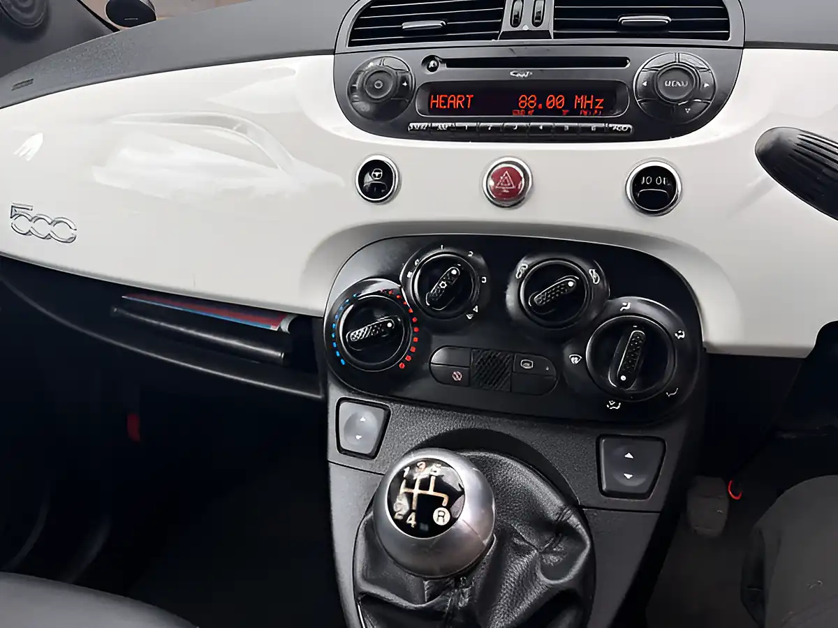 Used 2013 Fiat 500 Street White - Interior and Exterior details 20