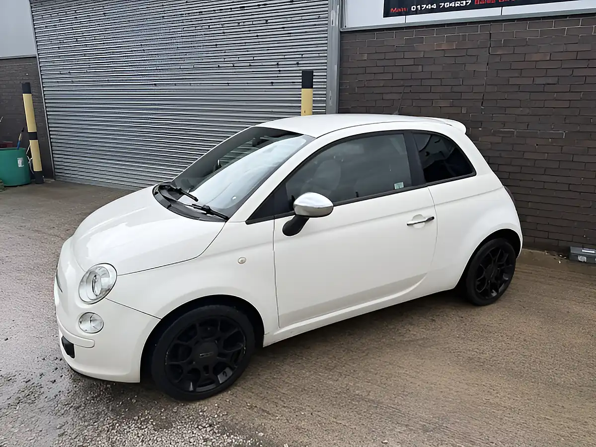 Used 2013 Fiat 500 Street White - Interior and Exterior details 7