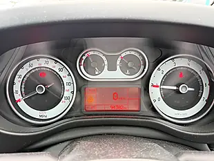 Used 2013 Fiat 500L Lounge Red - Interior and Exterior details 17