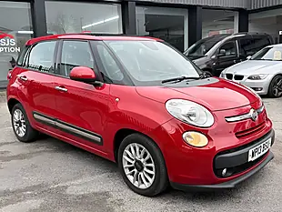 Used 2013 Fiat 500L Lounge Red - Interior and Exterior details 3