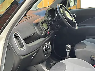 Used 2013 Fiat 500L Lounge White - Interior and Exterior details 11
