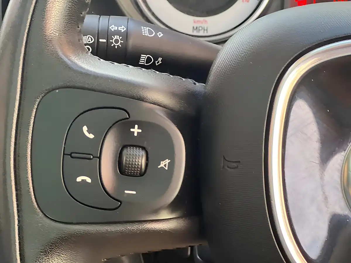 Used 2013 Fiat 500L Lounge White - Interior and Exterior details 14