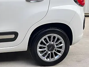 Used 2013 Fiat 500L Lounge White - Interior and Exterior details 5