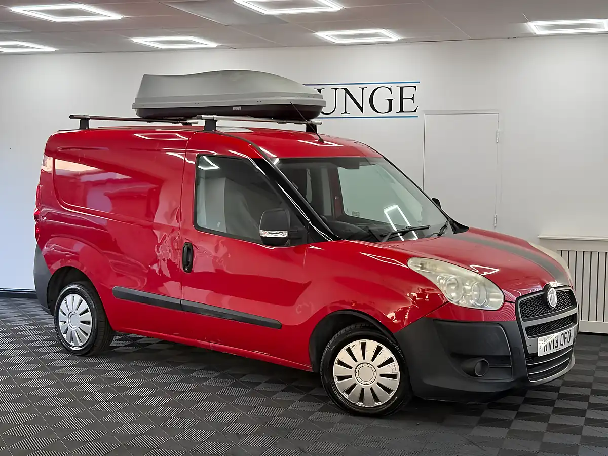 Used 2013 Fiat Doblo Maxi L2 H1 Red - Interior and Exterior details 2