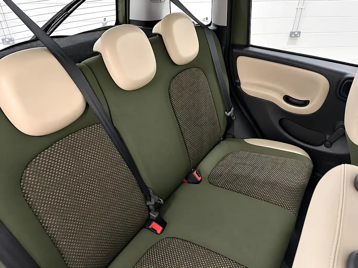 Used 2013 Fiat Panda 4X4 Green - Interior and Exterior details 13