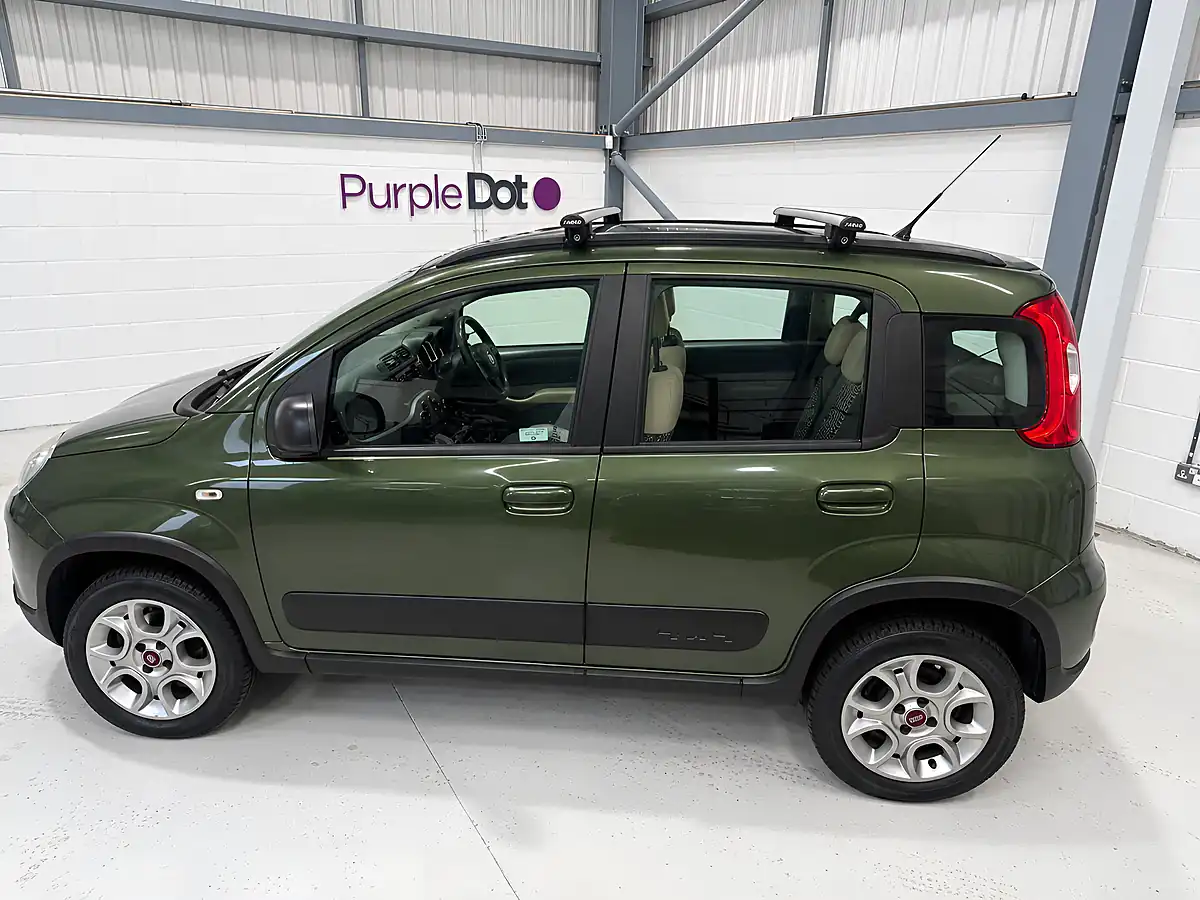 Used 2013 Fiat Panda 4X4 Green - Interior and Exterior details 2