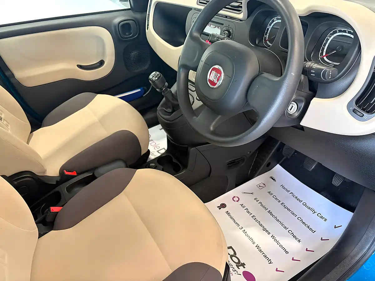 Used 2013 Fiat Panda Easy Blue - Interior and Exterior details 10