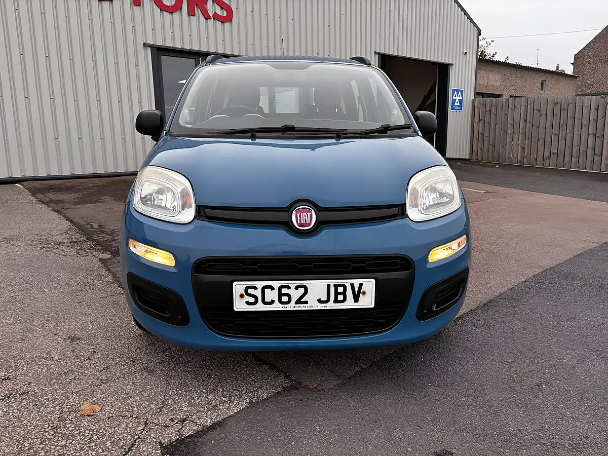 Used 2013 Fiat Panda Easy Blue - Interior and Exterior details 3