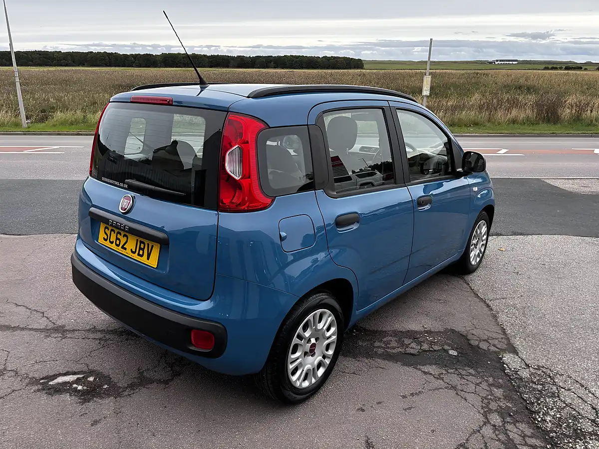 Used 2013 Fiat Panda Easy Blue - Interior and Exterior details 6