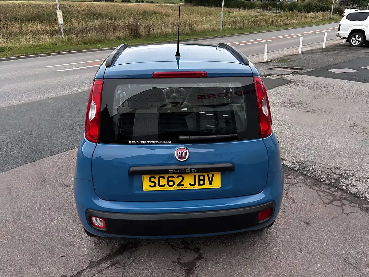 Used 2013 Fiat Panda Easy Blue - Interior and Exterior details 9