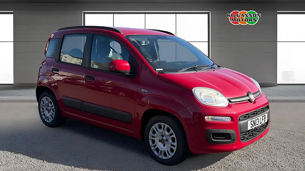 Used 2013 Fiat Panda Easy Red - Front View