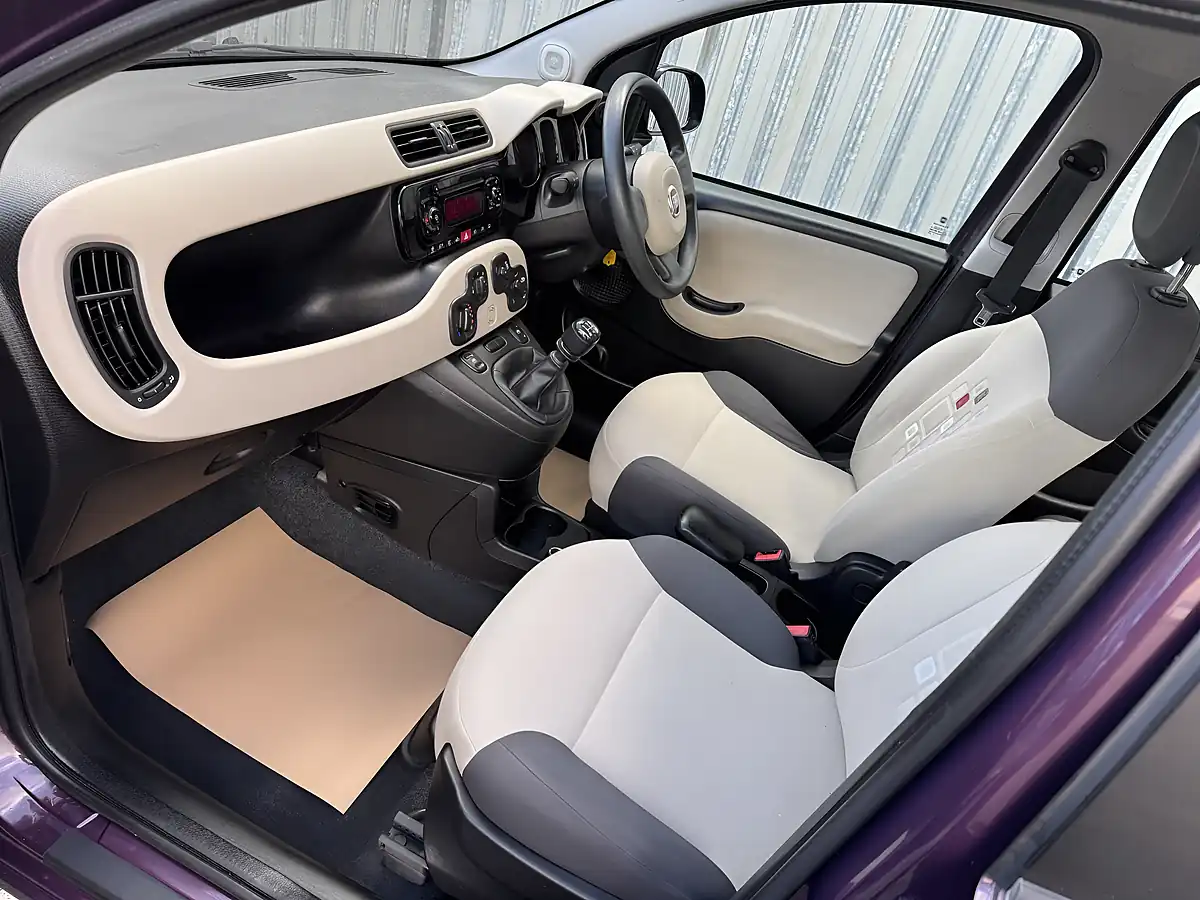 Used 2013 Fiat Panda Lounge Purple - Interior and Exterior details 10