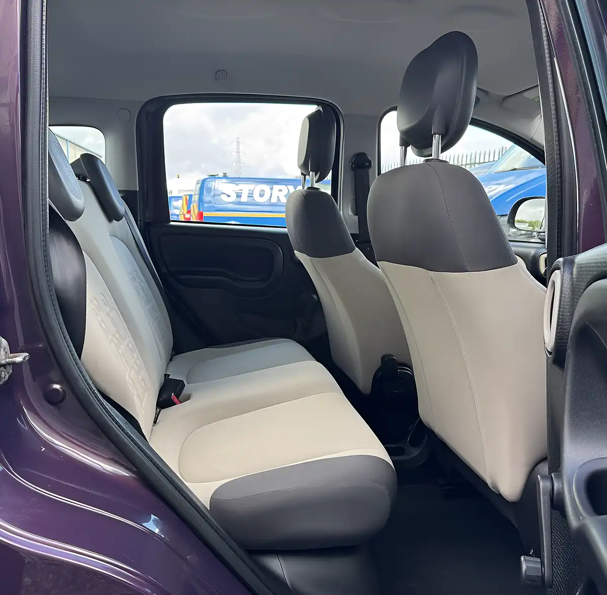 Used 2013 Fiat Panda Lounge Purple - Interior and Exterior details 12