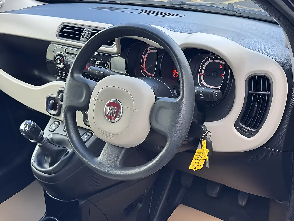Used 2013 Fiat Panda Lounge Purple - Interior and Exterior details 14