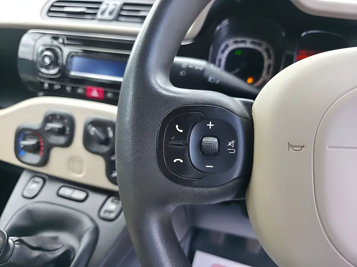 Used 2013 Fiat Panda Lounge Purple - Interior and Exterior details 11