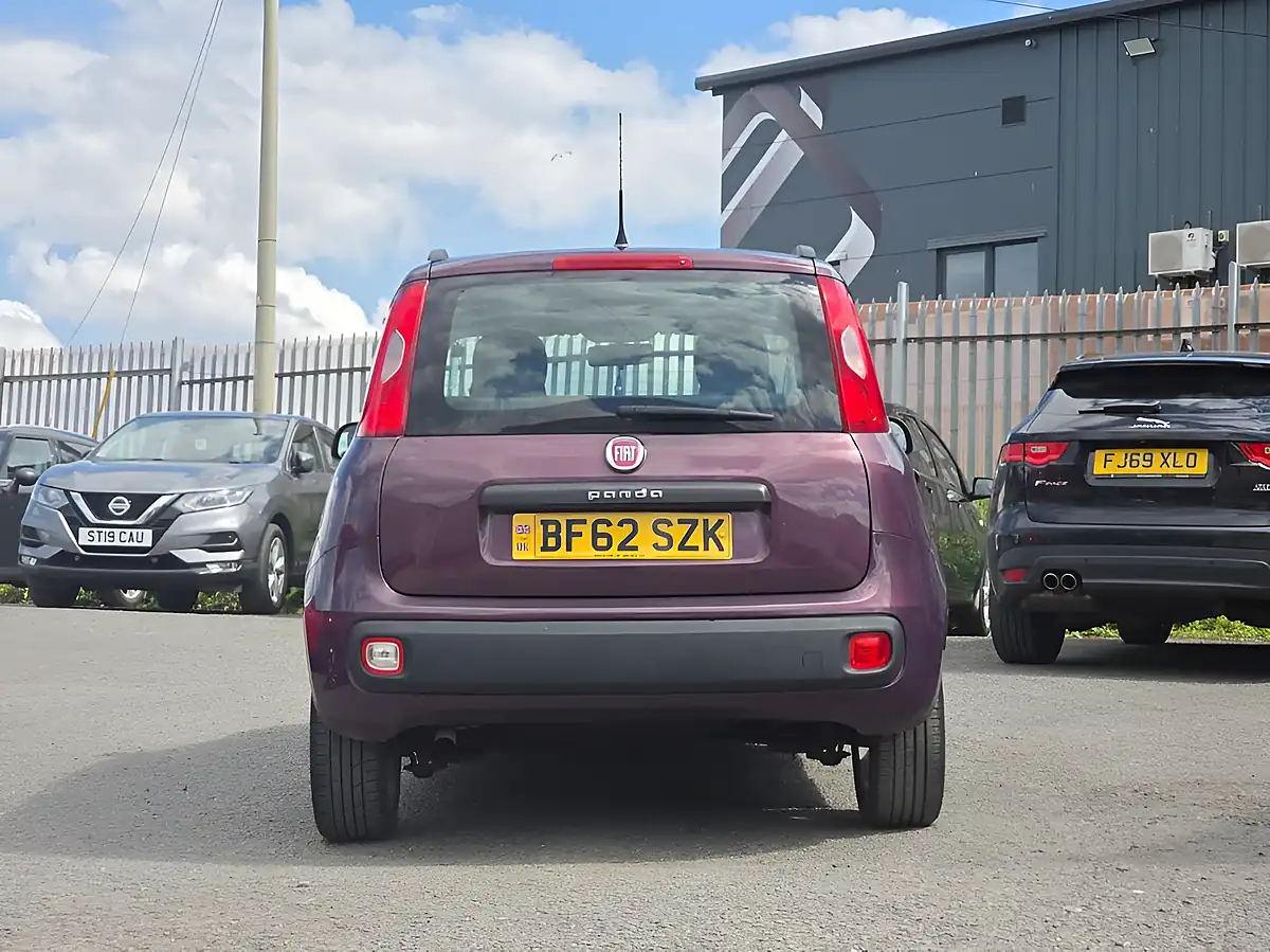 Used 2013 Fiat Panda Lounge Purple - Interior and Exterior details 18