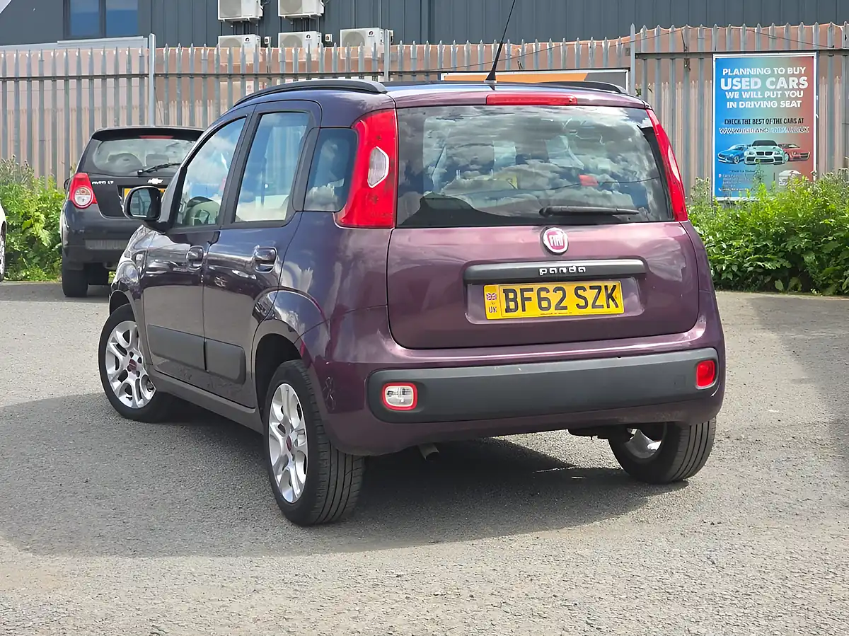 Used 2013 Fiat Panda Lounge Purple - Interior and Exterior details 4