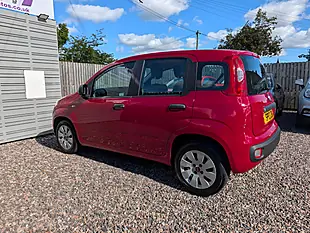 Used 2013 Fiat Panda Pop Red - Interior and Exterior details 10