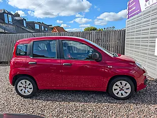Used 2013 Fiat Panda Pop Red - Interior and Exterior details 12