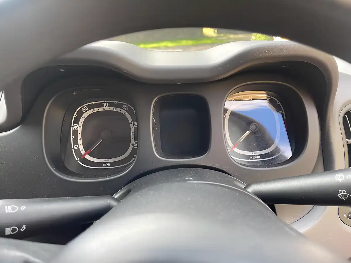 Used 2013 Fiat Panda Pop White - Interior and Exterior details 13