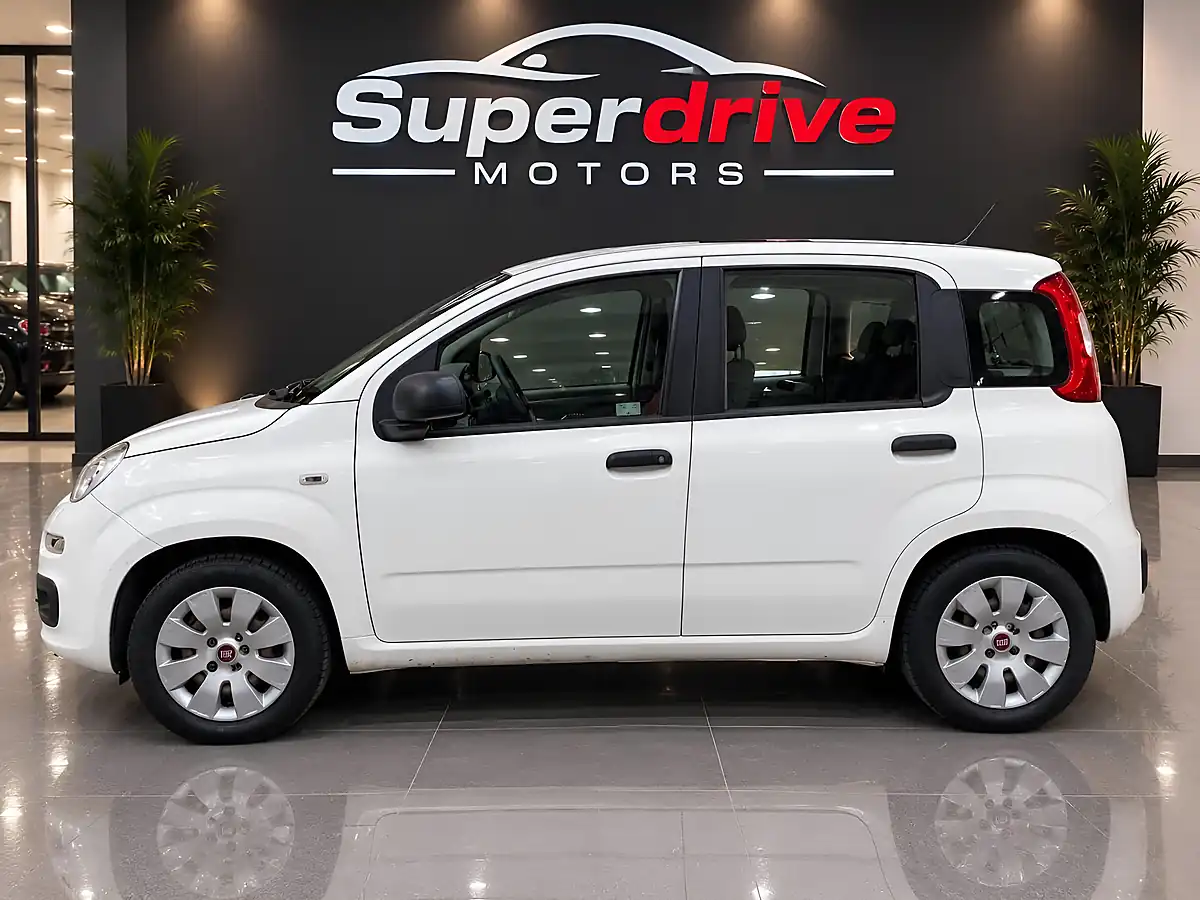 Used 2013 Fiat Panda Pop White - Interior and Exterior details 17
