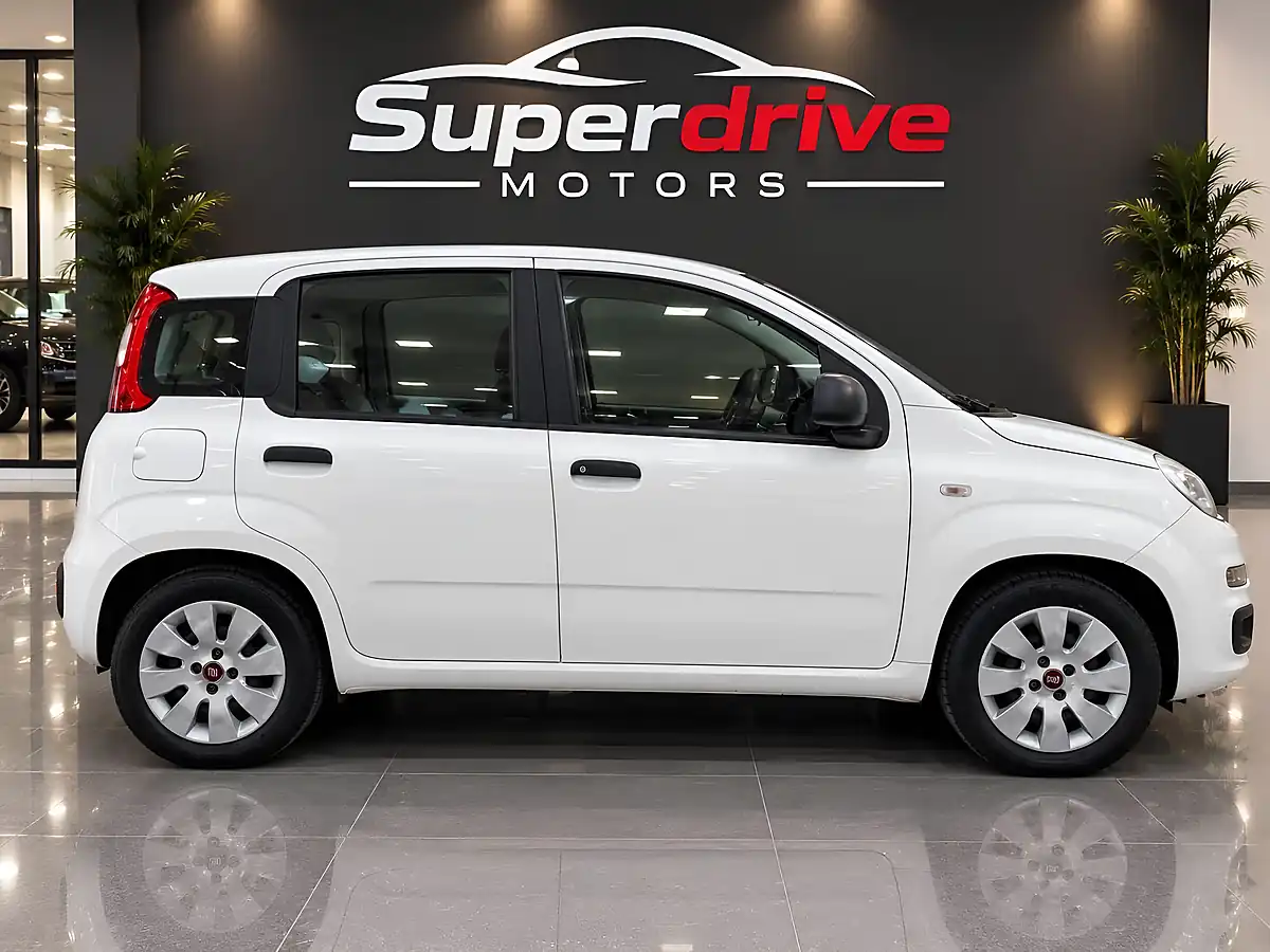Used 2013 Fiat Panda Pop White - Interior and Exterior details 20