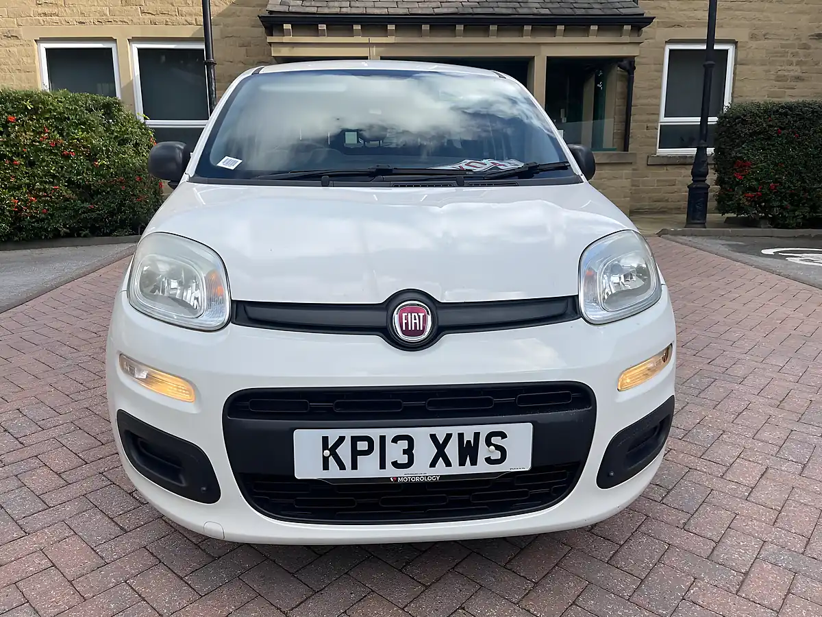Used 2013 Fiat Panda Pop White - Interior and Exterior details 7