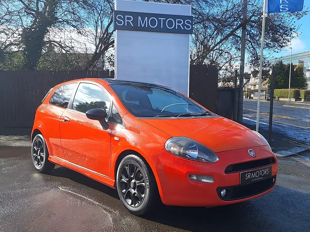 Used 2013 Fiat Punto Sporting Orange - Interior and Exterior details 5