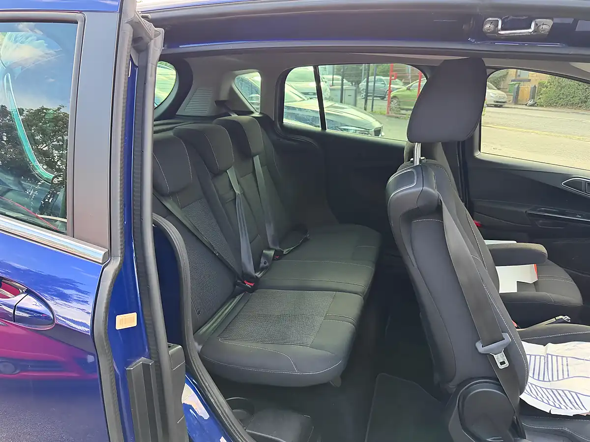 Used 2013 Ford B-Max Titanium Blue - Interior and Exterior details 11