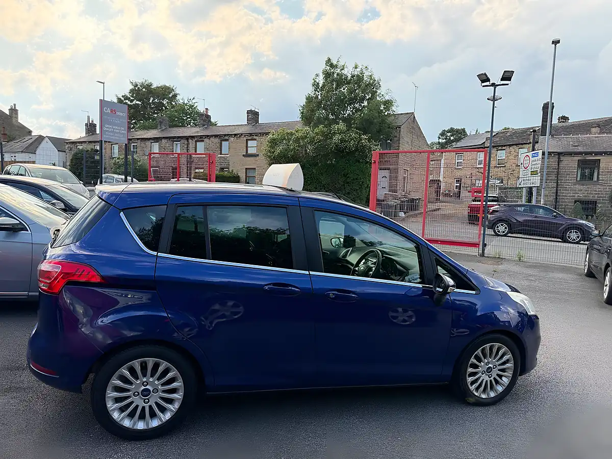 Used 2013 Ford B-Max Titanium Blue - Interior and Exterior details 9