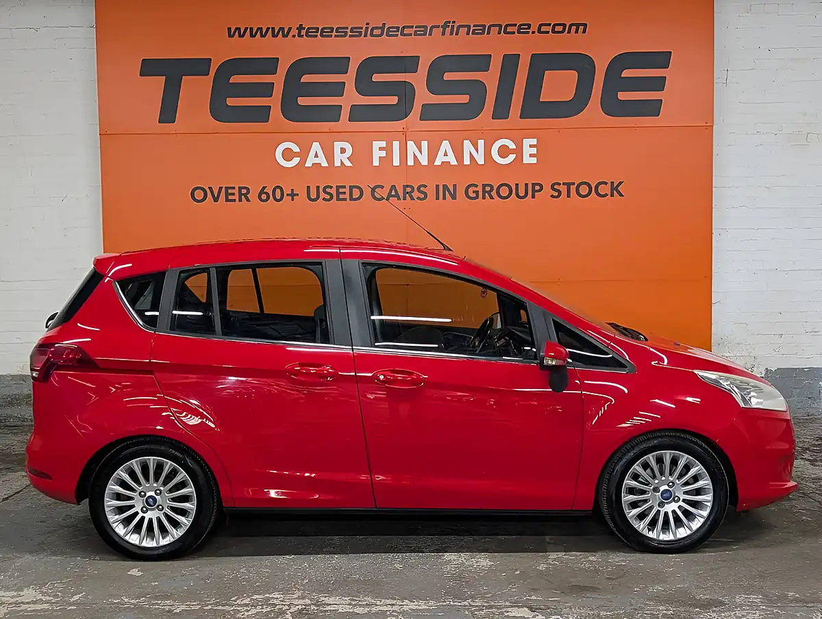 Used 2013 Ford B-Max Titanium Red - Interior and Exterior details 4