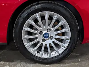Used 2013 Ford B-Max Titanium Red - Interior and Exterior details 5