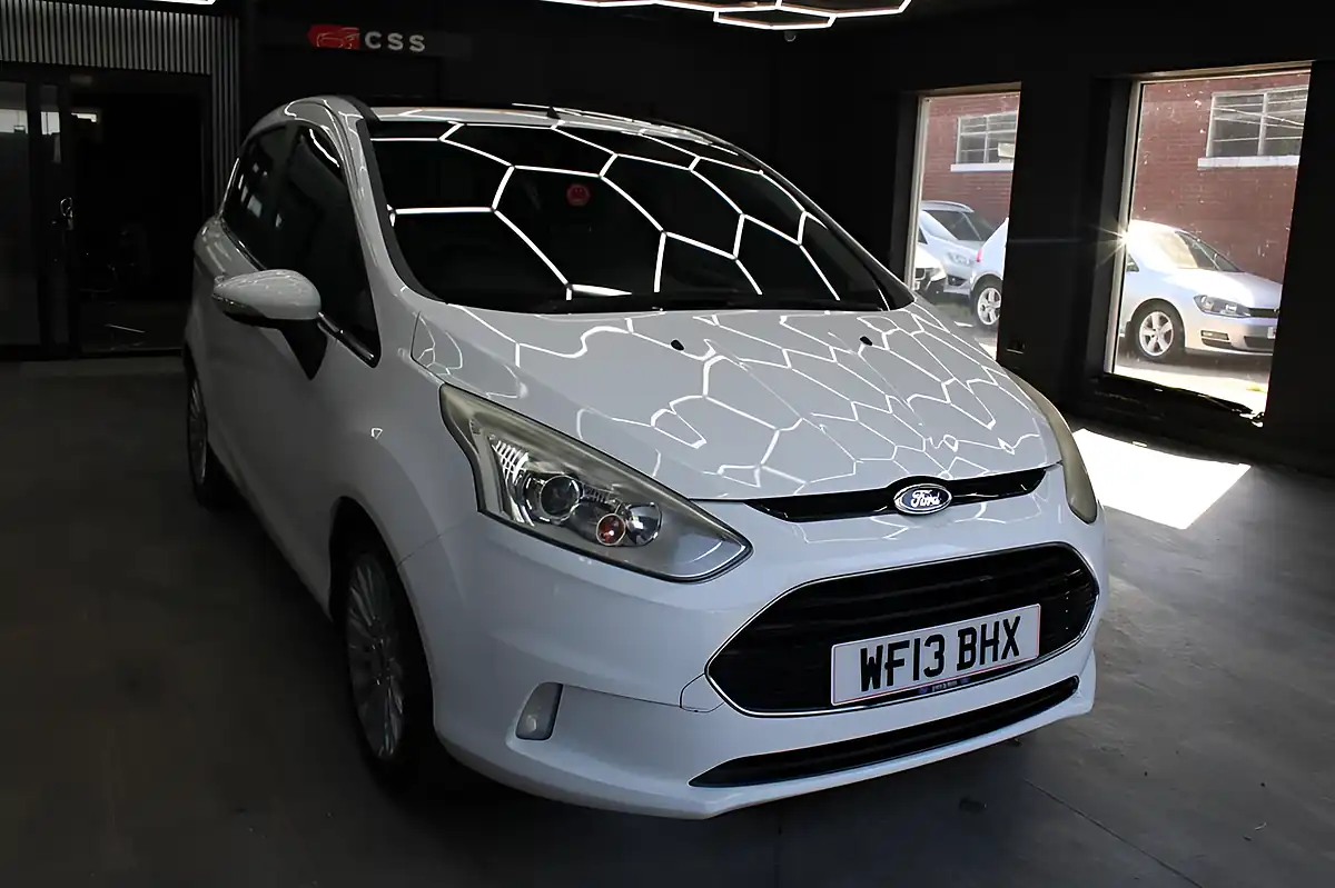 Used 2013 Ford B-Max Titanium White - Interior and Exterior details 3