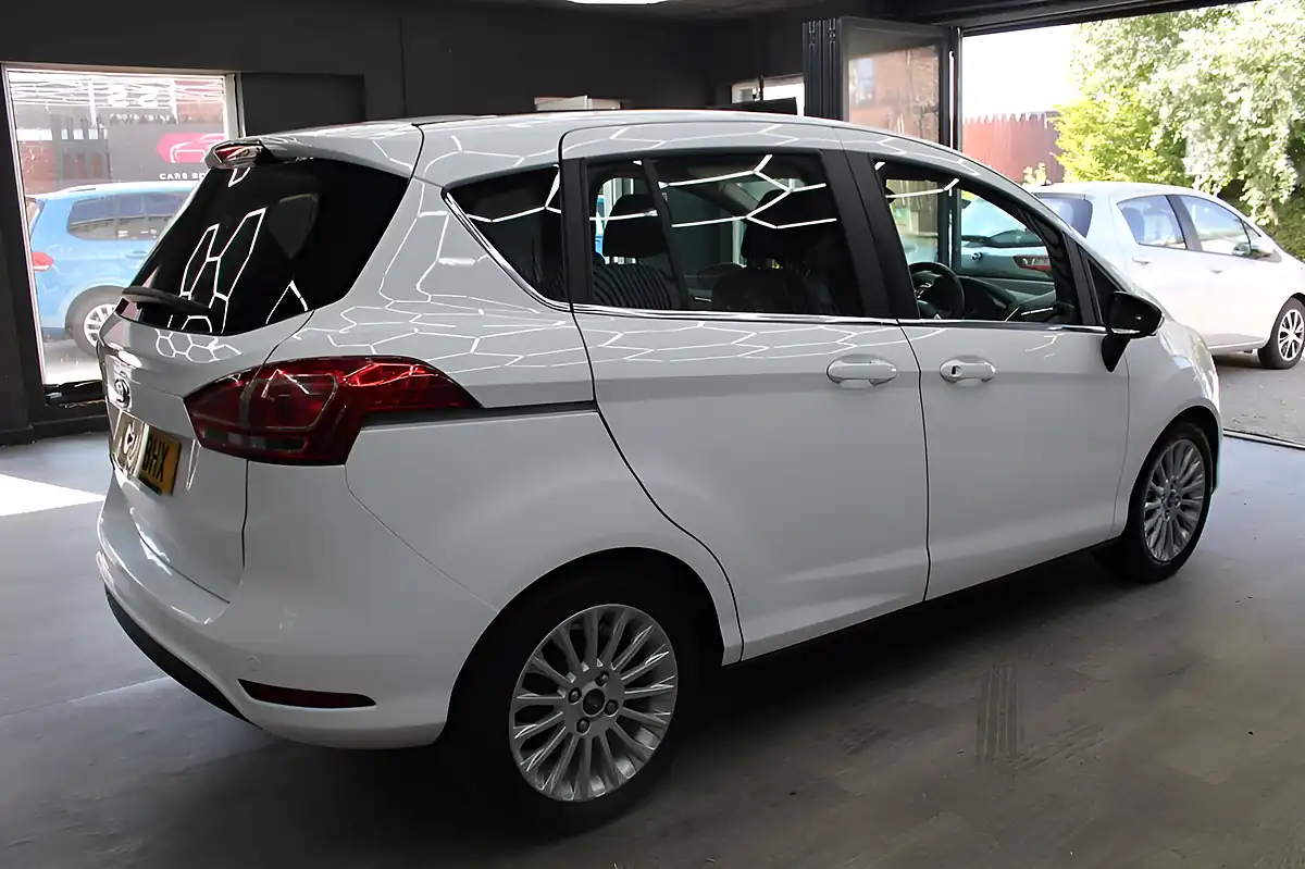 Used 2013 Ford B-Max Titanium White - Interior and Exterior details 7