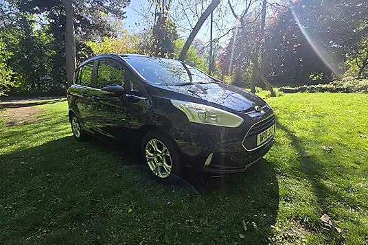 2013 Ford B-Max Zetec